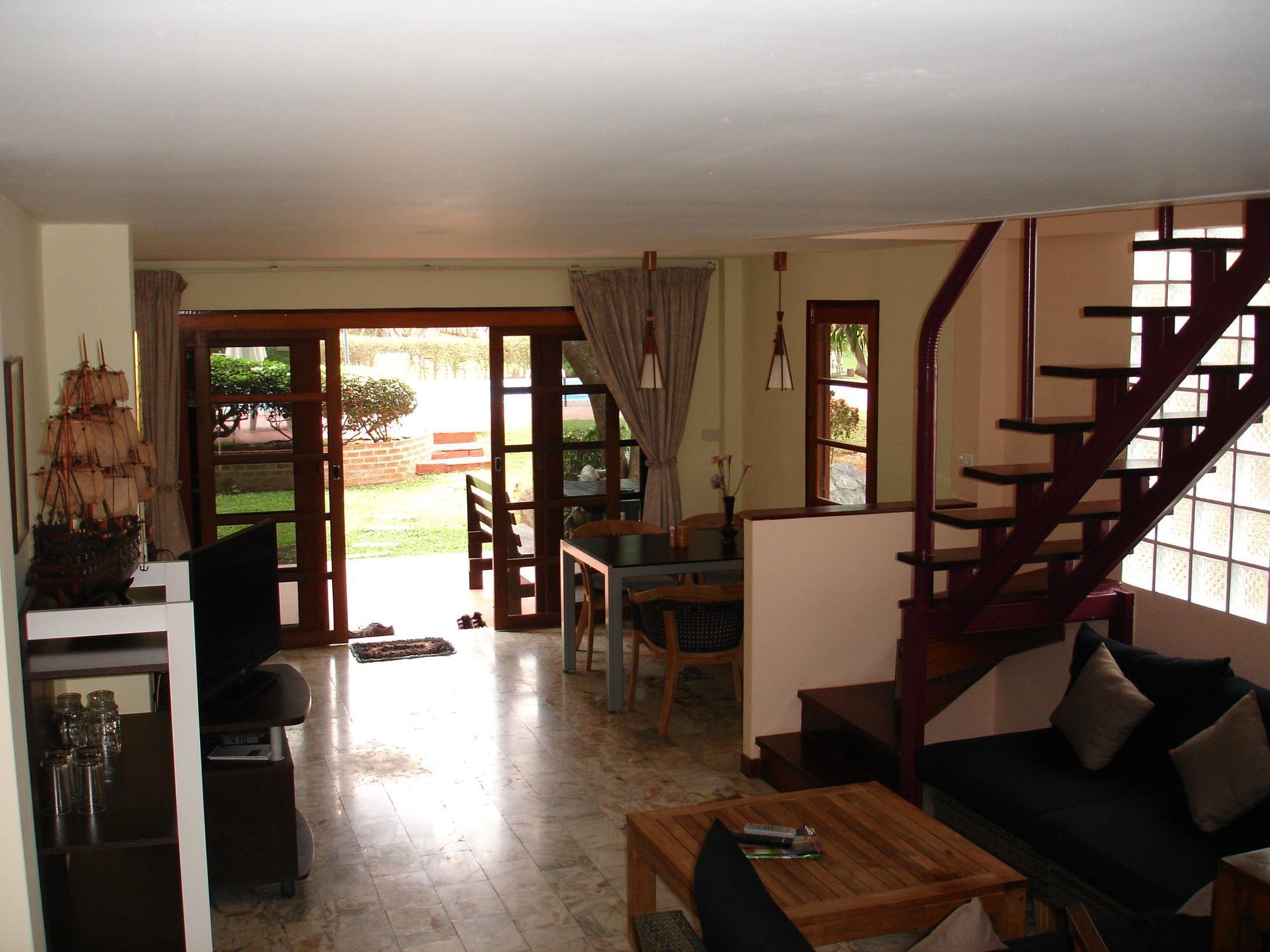 Eco Valley Lodge Pak Chong Exteriör bild