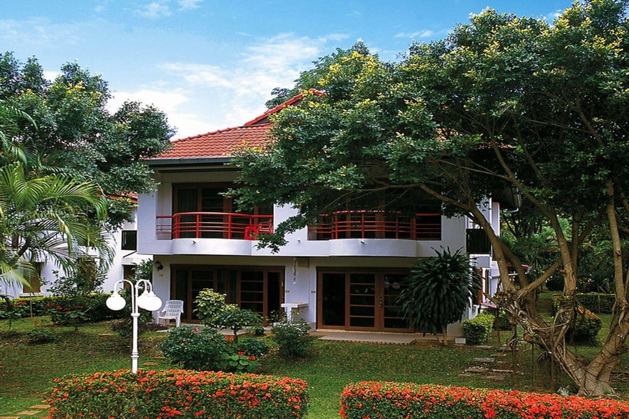 Eco Valley Lodge Pak Chong Exteriör bild