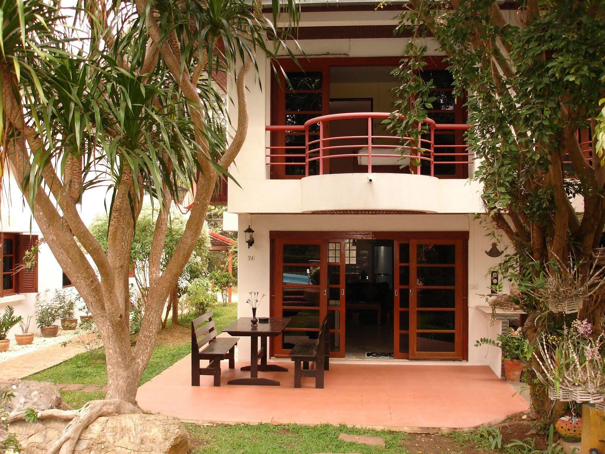 Eco Valley Lodge Pak Chong Exteriör bild